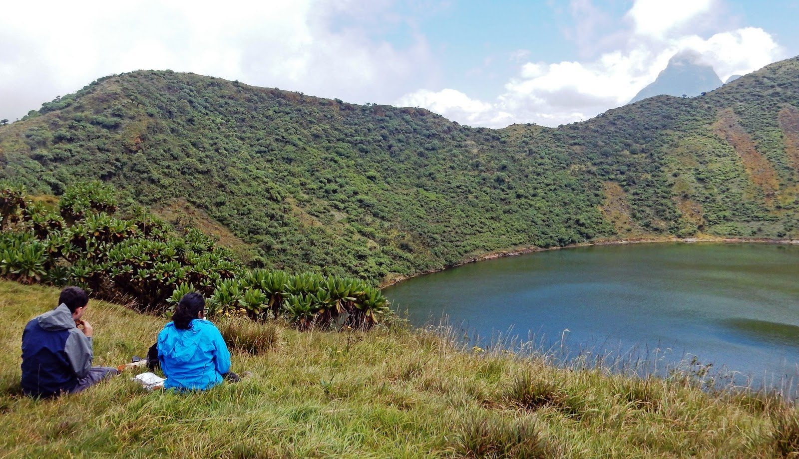 mount bisoke crater lake